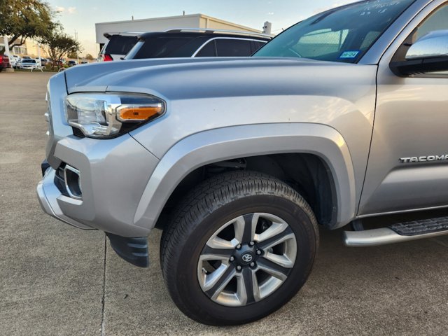 2019 Toyota Tacoma 4WD Limited 7