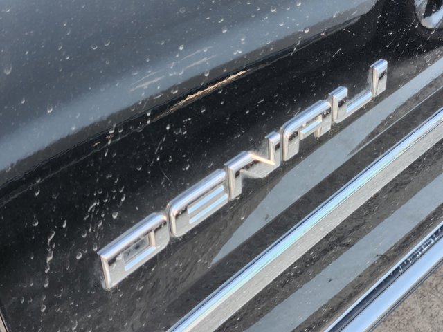 2019 GMC Yukon Denali 8