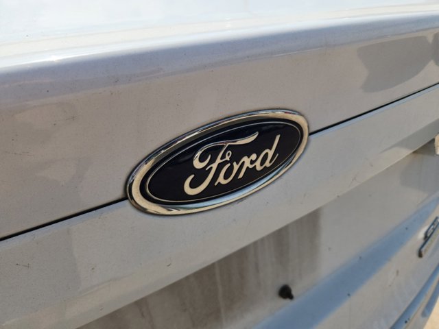 2019 Ford Fusion SE 8
