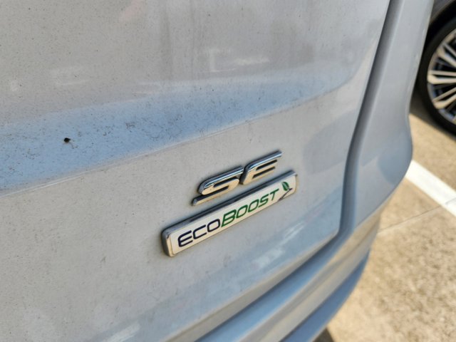 2019 Ford Fusion SE 10