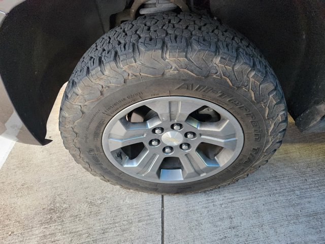 2019 Chevrolet Tahoe LT 6