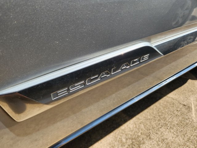 2019 Cadillac Escalade Premium Luxury 8