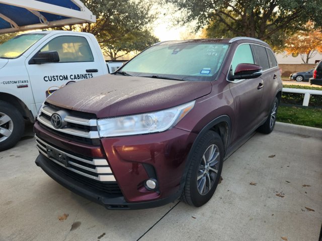 2019 Toyota Highlander XLE 2