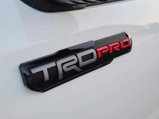 2019 Toyota Tacoma 4WD TRD Pro 8