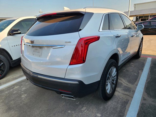 2019 Cadillac XT5 Luxury FWD 4