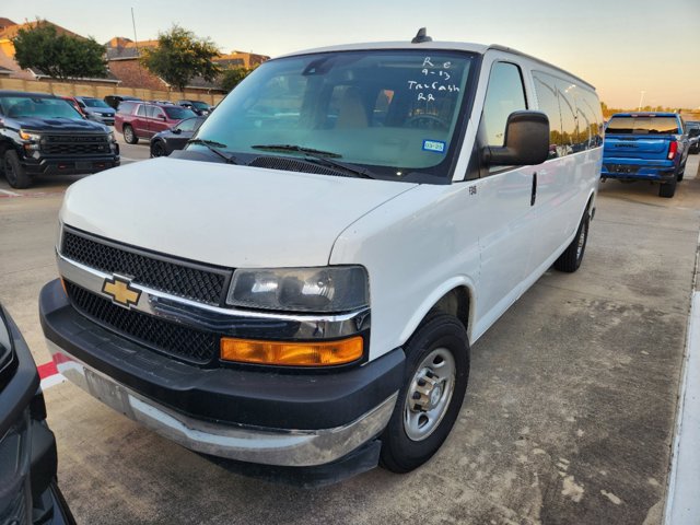 2020 Chevrolet Express Passenger LT 2