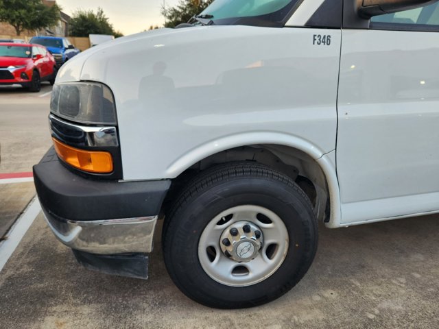 2020 Chevrolet Express Passenger LT 5