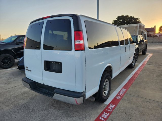 2020 Chevrolet Express Passenger LT 8