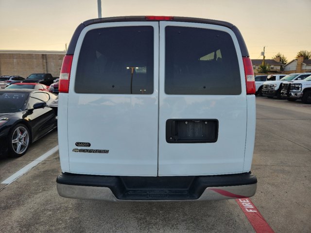 2020 Chevrolet Express Passenger LT 9