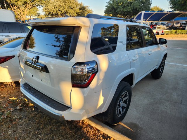 2020 Toyota 4Runner TRD Off Road 3