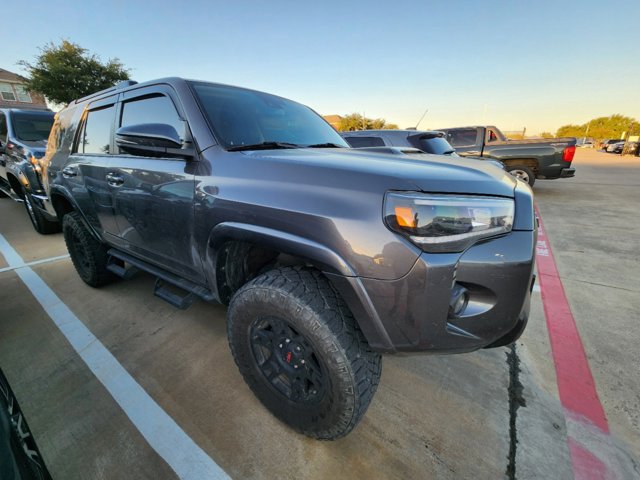 2020 Toyota 4Runner TRD Off-Road Premium 2