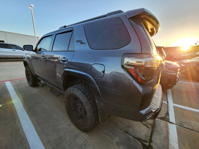 2020 Toyota 4Runner TRD Off-Road Premium 3