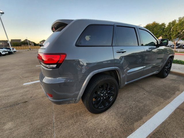 2020 Jeep Grand Cherokee Altitude 6