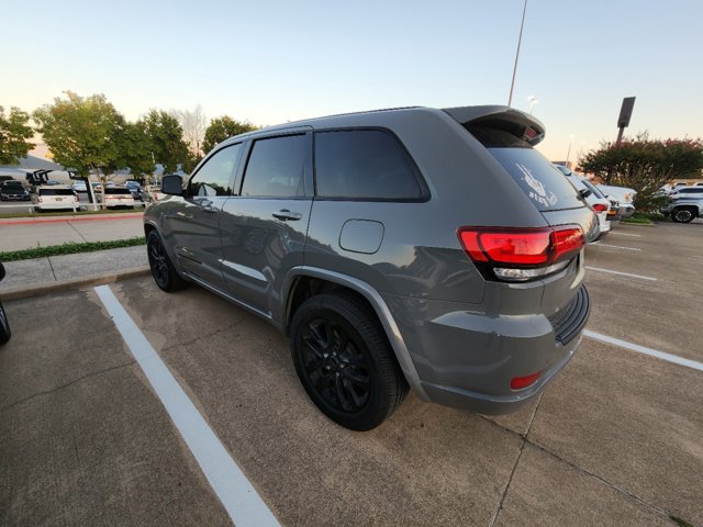 2020 Jeep Grand Cherokee Altitude 7