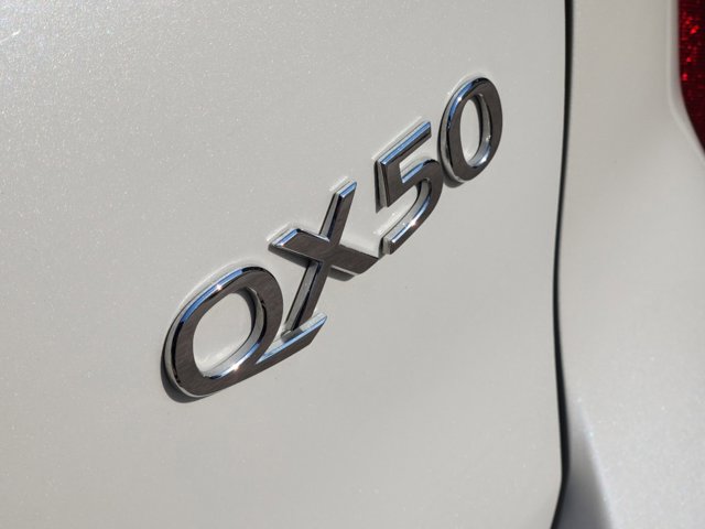 2020 INFINITI QX50 LUXE 8