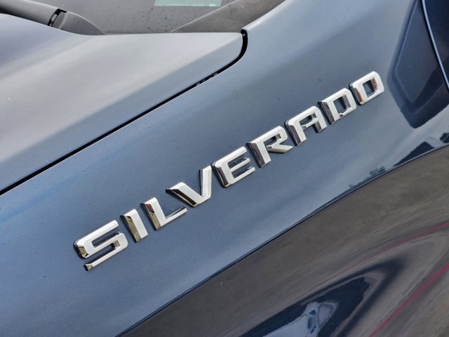 2020 Chevrolet Silverado 1500 RST 8