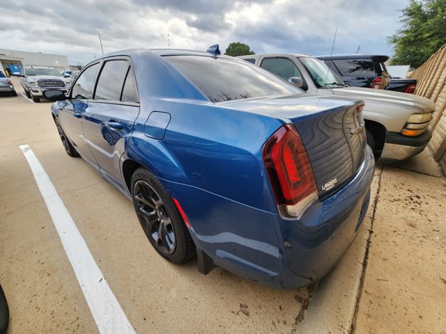 2020 Chrysler 300 Touring 3