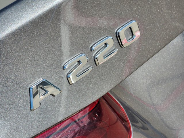 2020 Mercedes-Benz A-Class A 220 8