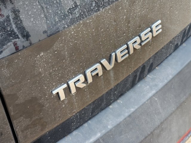 2020 Chevrolet Traverse LS 8