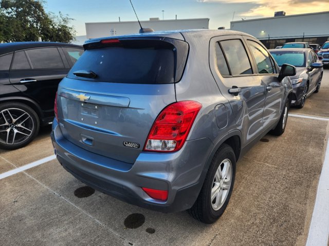 2020 Chevrolet Trax LS 4