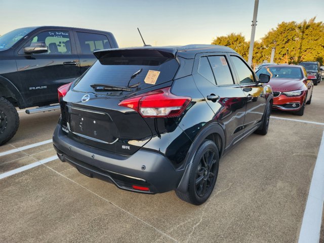 2020 Nissan Kicks SR 4