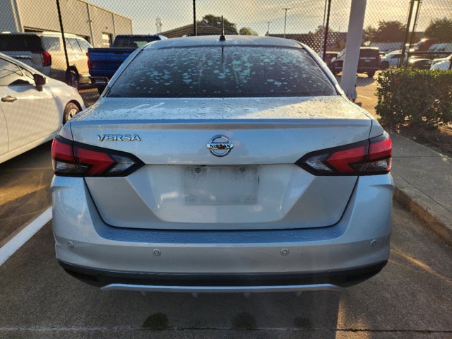 2020 Nissan Versa S 5