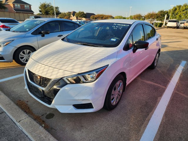 2020 Nissan Versa S 3