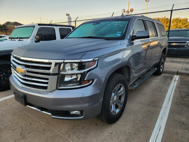 2020 Chevrolet Suburban LT 2