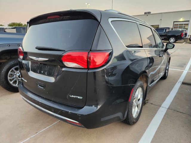 2020 Chrysler Pacifica Limited 4