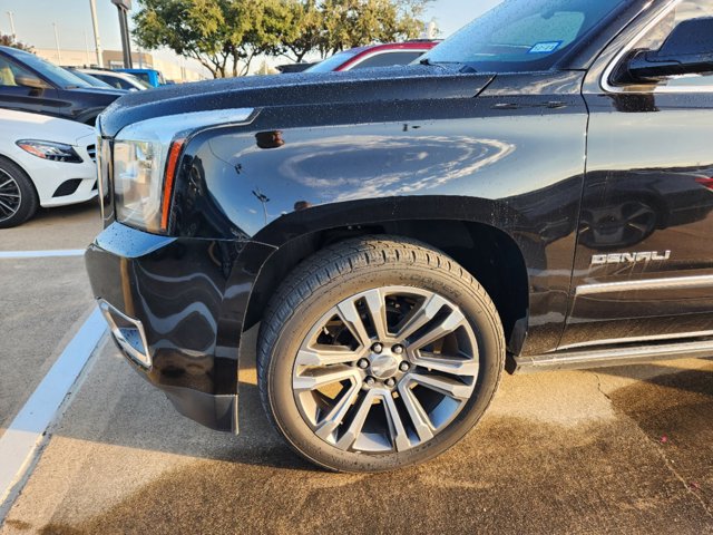 2020 GMC Yukon XL Denali 7