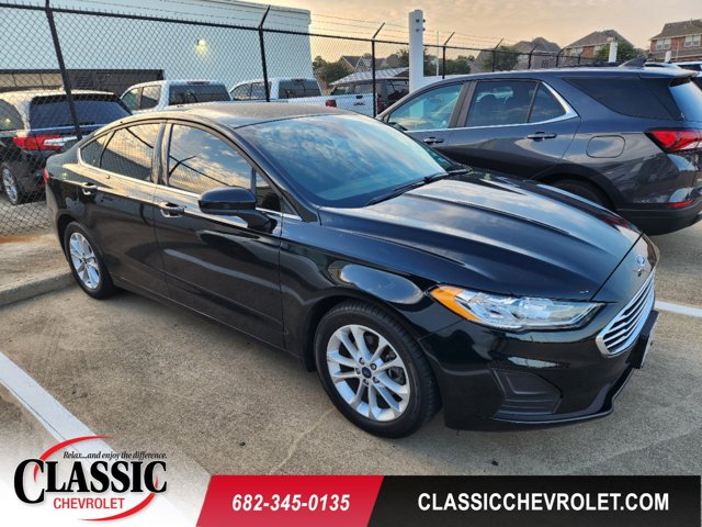 2020 Ford Fusion SE 1