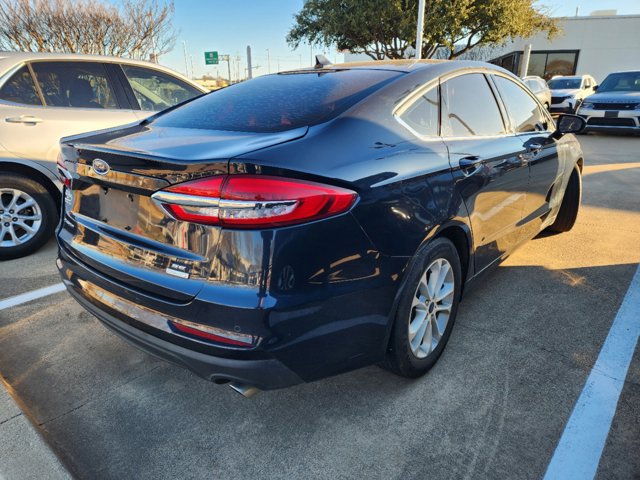 2020 Ford Fusion SE 4