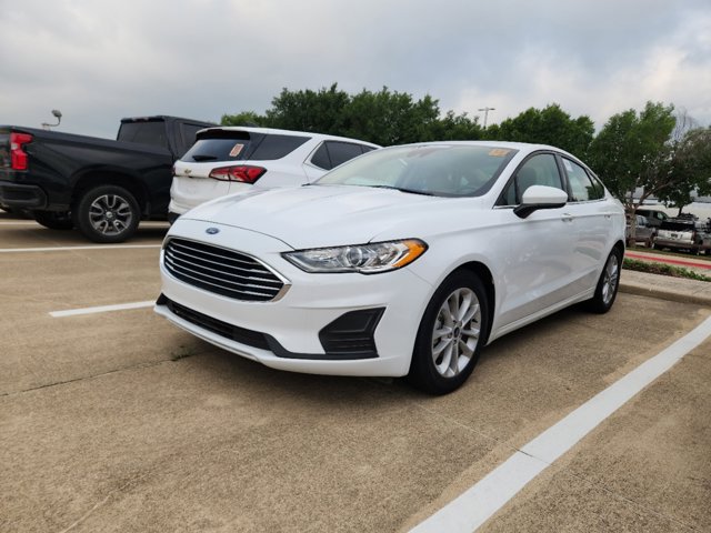 2020 Ford Fusion SE 2