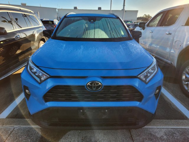 2020 Toyota RAV4 XLE Premium 2