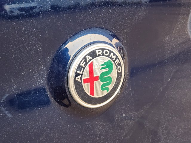 2021 Alfa Romeo Stelvio Ti Sport 8