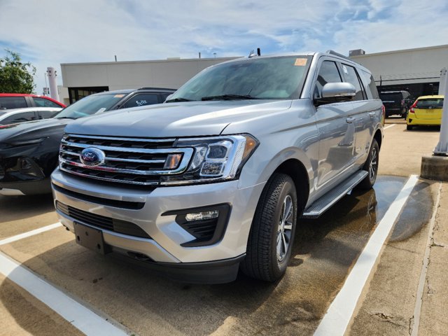 2021 Ford Expedition XLT 2
