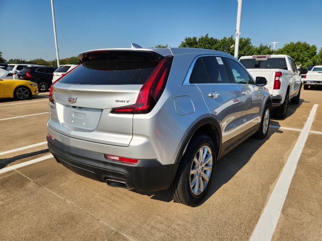 2021 Cadillac XT4 AWD Luxury 4