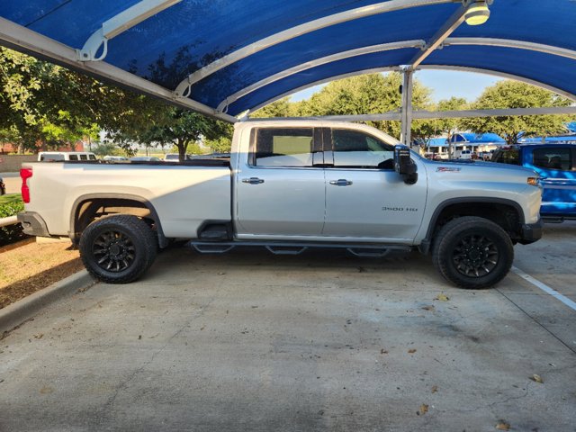 2021 Chevrolet Silverado 3500HD LTZ 3