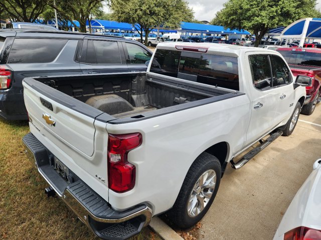 2021 Chevrolet Silverado 1500 LTZ 9