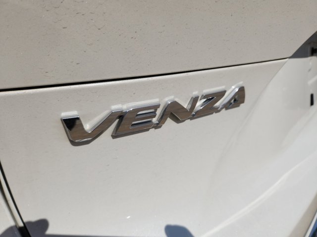 2021 Toyota Venza XLE 8