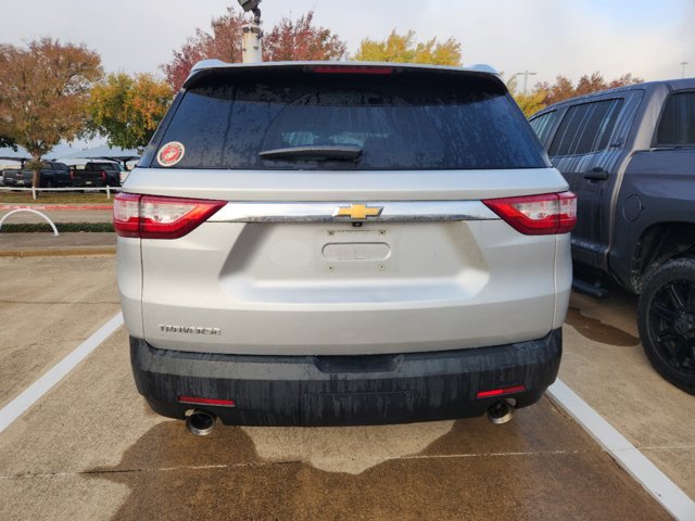 2021 Chevrolet Traverse LS 5