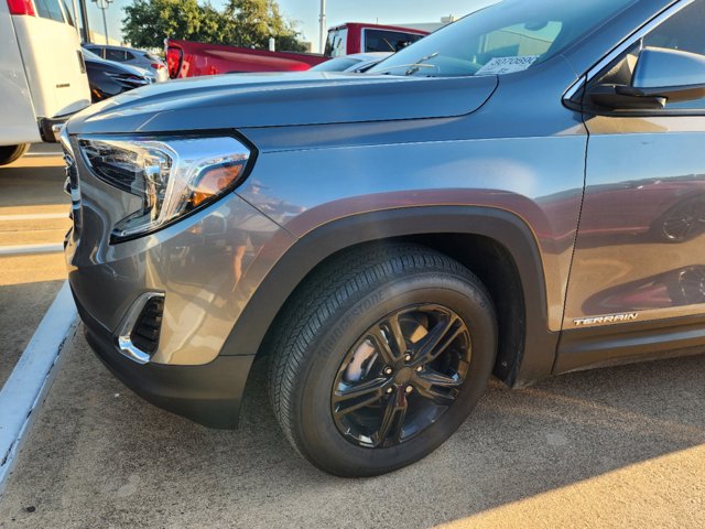 2021 GMC Terrain SLE 5