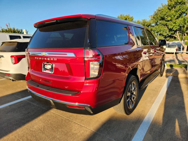 2021 Chevrolet Suburban LT 4