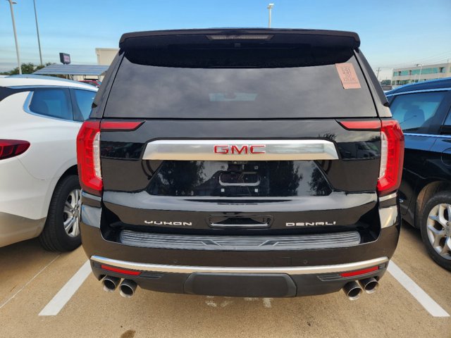 2021 GMC Yukon XL Denali 5