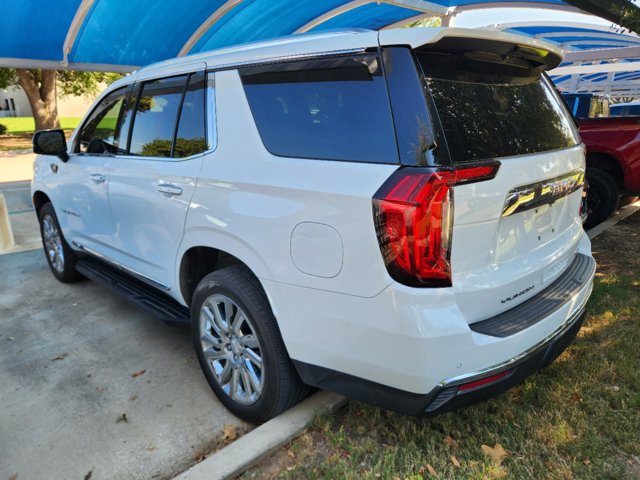 2021 GMC Yukon SLT 3