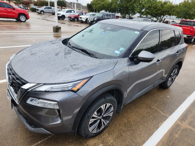 2021 Nissan Rogue SV 2