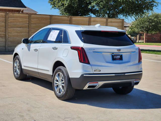 2021 Cadillac XT5 AWD Premium Luxury 2