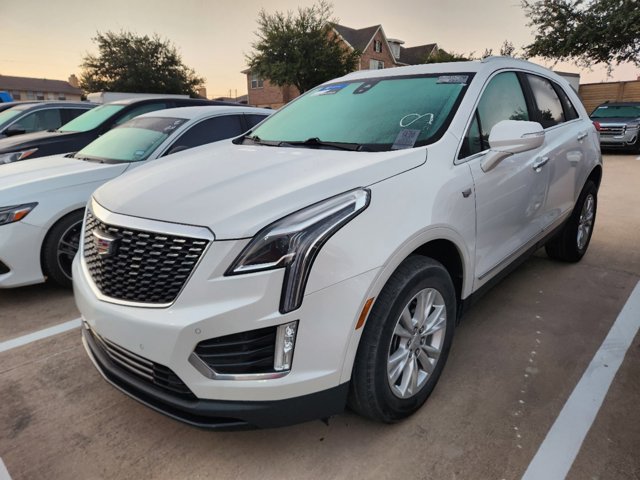 2021 Cadillac XT5 FWD Luxury 2