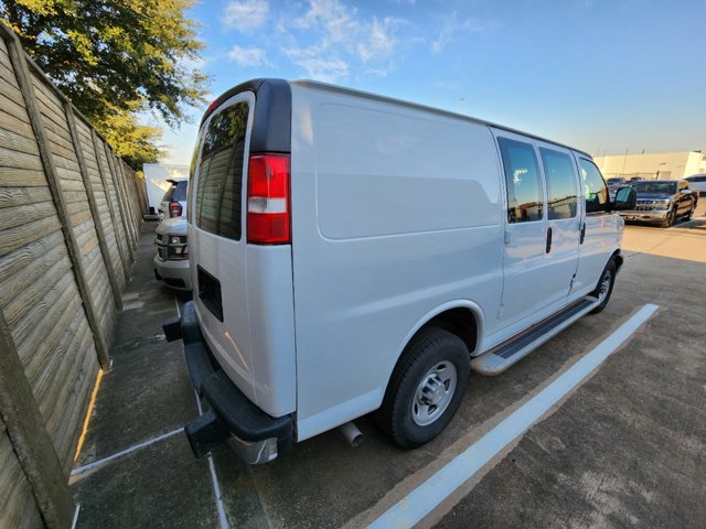 2022 Chevrolet Express Cargo Van Work Van 4