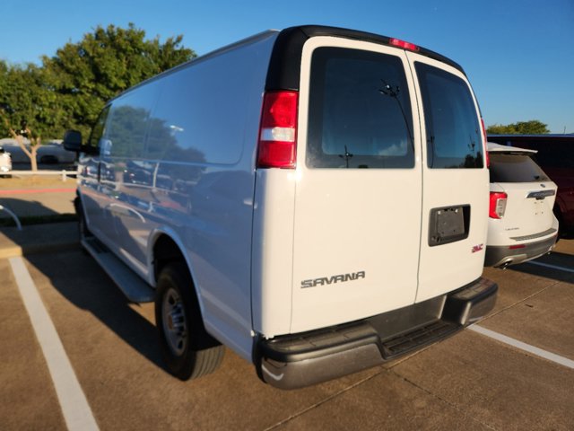 2022 GMC Savana Cargo Van Work Van 3